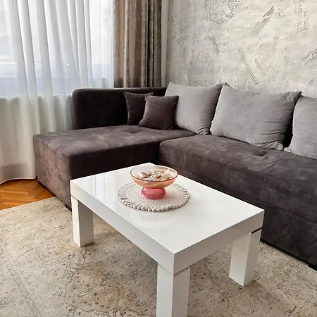 Stan Hacienda شقة